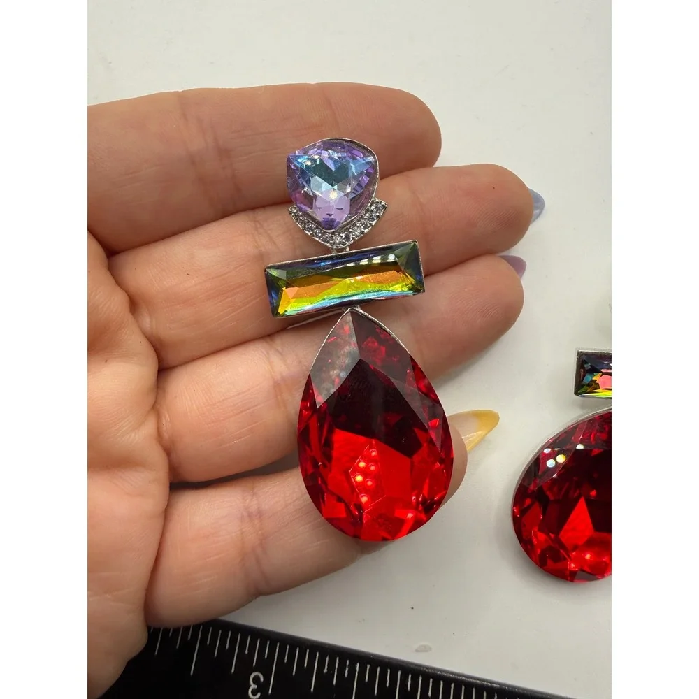 Red Purple Iridescent Crystal Statement Drop Earrings Silver Tone Pageant‎ Glam
